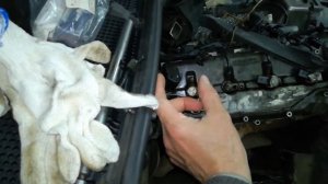 Mercedes ML демонтаж закисшей форсунки