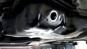 Важно знать! Подлянка при замене масла Lada x-ray