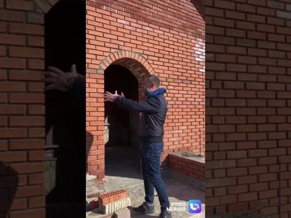 В деревне Федора Конюхова. Председатель правления Фонда Архангела Михаила Павел Гончаров.