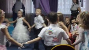 Танец звездочек в детском саду