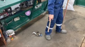 #Всё просто.Разбор копирного вала и как рассухарить клапана (Альфа).