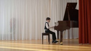 В Коровицын Прогулка по Парижу Исп. Зарипов Прохор