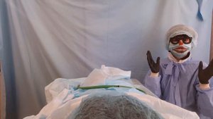 Решил спустит газики с дамочки.Доктор Уткин подготовился на все 100%.Процедура прошла Успешно