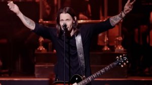 Alter Bridge:  "Addicted To Pain" Live At The Royal Albert Hall (OFFICIAL VIDEO)