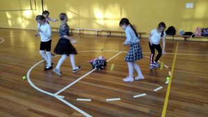 Школа жонглирования обучение жонглировать мячиком, цирковая студия жонглировать мячиками жонглёр мя