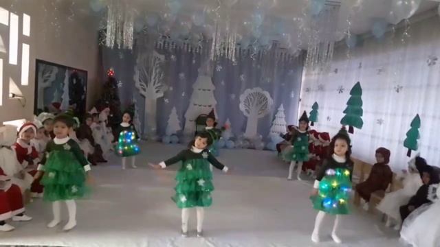 танец #утренниквдетскомсаду #праздник #новыйгод #елка #ёлочка #танцы #archa #bayram #happynewyear