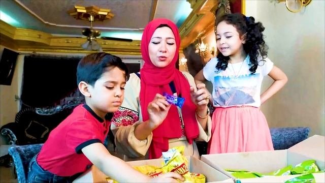 فتحنا كرتونة تويز نأنأ الجديد و كسبنا فلوس وهدايا غالية كتير