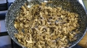 Мясные зразы с грибами