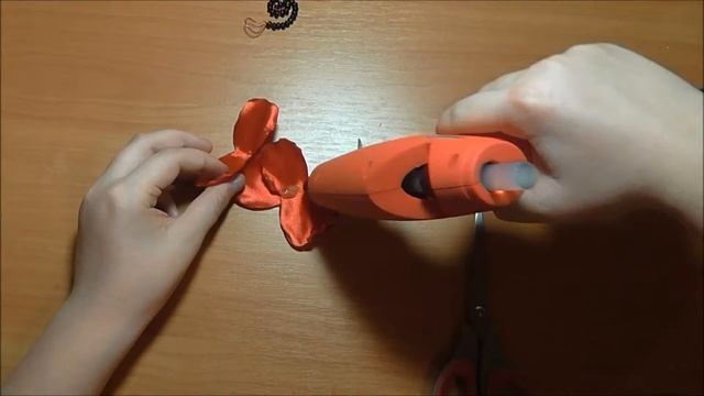 Как сделать мак из ленты? Обруч-венок «Маки» смотреть онлайн