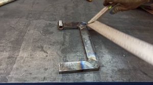 ОЧЕНЬ МОЩНАЯ СТРУБЦИНА своими руками!!! | Струбцина G-образная