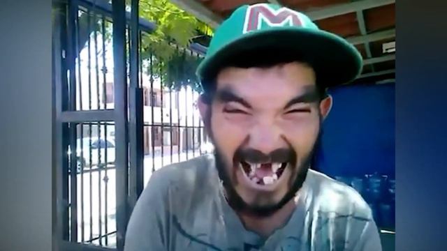 Попробуй не смеяться!