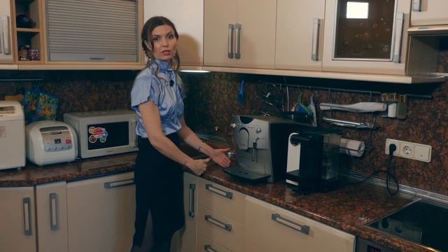 Неубиваемая кухня с фасадами пленка. Такого не бывает?! смотреть онлайн