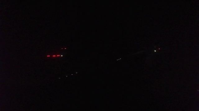 Ночная посадка самолета.