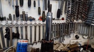 закачиваю газом амортизаторы Passat B6