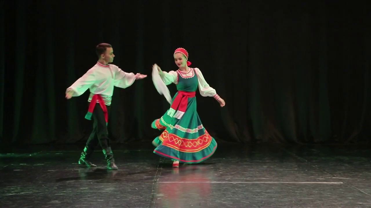 Народные танцы. Народный танец на белом фоне. Народный танец минус. Американский национальный танец. Народные танцы.