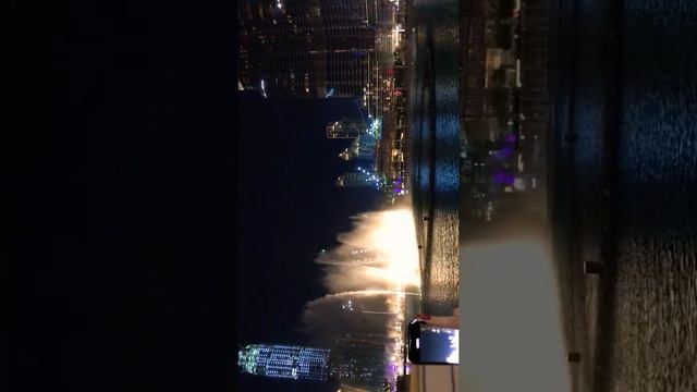 Dancing fountain show... it’s just amazing 🥰...Dubai 2019 смотреть онлайн