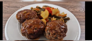 Это так вкусно, я готовлю его минимум 2 раза в неделю! Простой рецепт из говяжьего фарша!