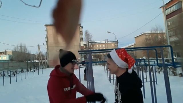 НОВОГОДНЕЕ ПОЗДРАВЛЕНИЕ | УГАР смотреть онлайн