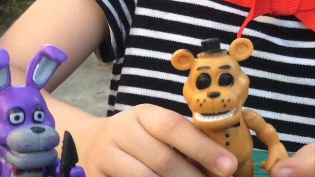 Играем с Аниматрониками Freddy • Bonnie • Chica • Foxy • Springtrap смотреть онлайн