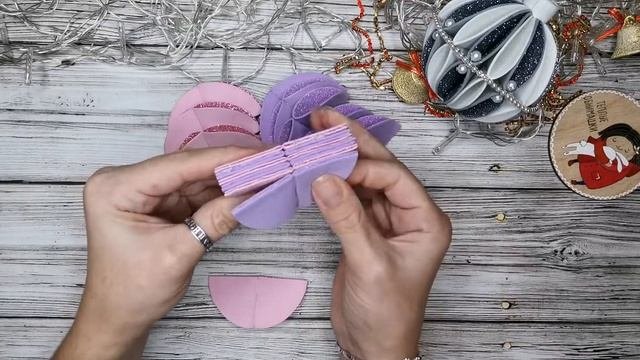 Новогодний шар из фоамирана