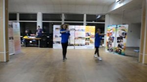 танец под Бритни Спирс.MOV