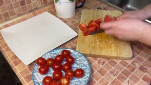 Салат из Хрустящих Баклажанов, Помидоров и Сыра, Новый Вкус Любимых Овощей. Простой Рецепт.