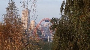 Воздушный мост. Хорошевский мост, вид с Крылатских холмов.
Мост с неосуществленными планами в Москве