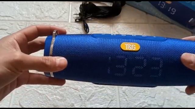 Блютуз колонка с электронными часами смотреть онлайн