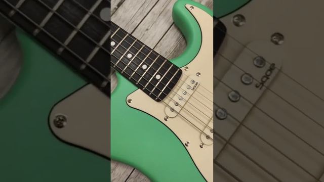 SQOE Sest200 MGR - матовая электрогитара смотреть онлайн