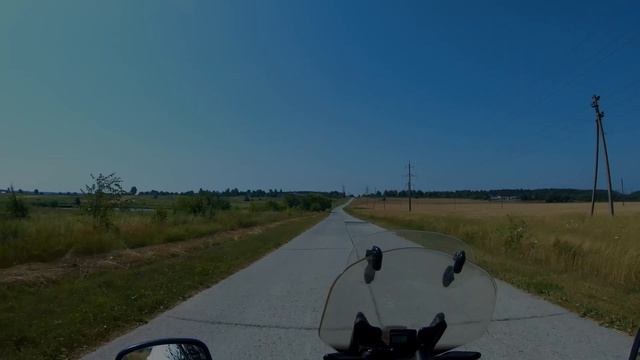 Мото-подорож замками і озерами смотреть онлайн