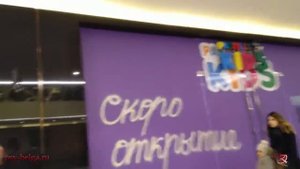 Галерея Минск огромный торговый центр со стеклянным лифтом