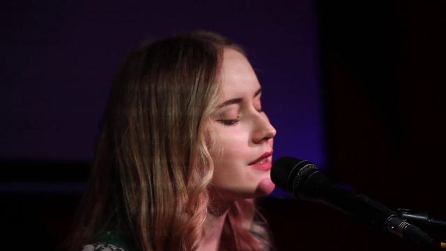 Элли на маковом поле - 07.04.19 новая песня смотреть онлайн