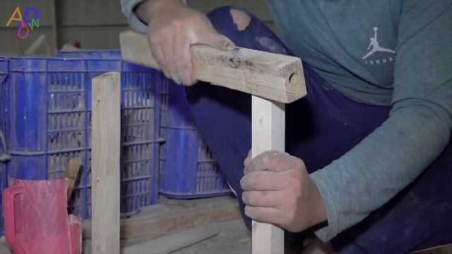 Как вьетнамская фабрика деревянных стульев производит массовое производство.