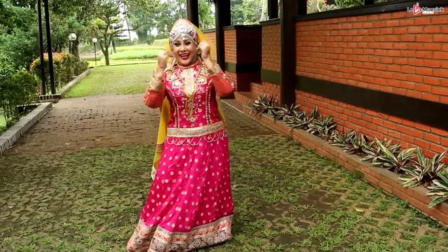 Elvy Sukaesih - Gula Gula Official Music Video