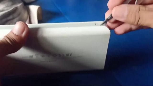 Romoss Powerbank Assemble & Disassemble смотреть онлайн