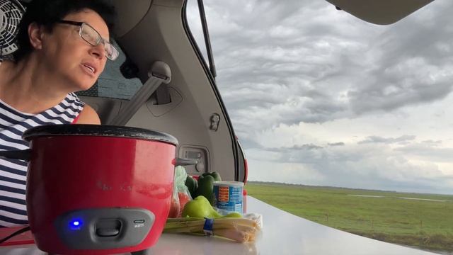 ? ДОМ в МАШИНЕ ? моя крошечная СПАЛЬНЯ КУХНЯ и ГОСТИНАЯ minivan CAMPER 22.06.2023 смотреть онлайн