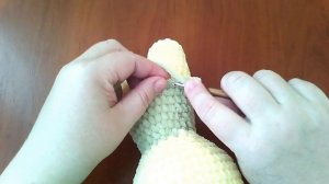 Из архива. Кошечка крючком из плюшевой пряжи. МК.mp4