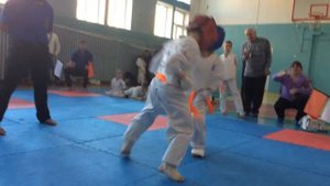 киокушинкай каратэ дети 8-9 лет до 30 кг Владивосток Исаков Даниил vs Тенятников Семен Финал