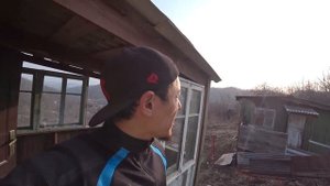 ЧУТЬ НЕ РАЗБИЛСЯ НА ДАЧЕ ! НО ЗАДАНИЕ ВЫПОЛНИЛ ! ВОССТАНОВЛЕНИЕ СТАРОЙ ЗАБРОШЕННОЙ ДАЧИ ! СТОЛЫЧ !