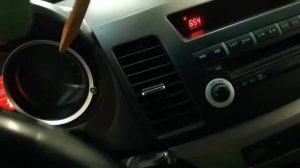 Mitsubishi Lancer 10 2008 года снятие приборной панели.