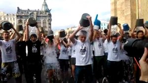  Команда VK Ice Bucket Challenge у Казанского собора в Санкт-Петербурге 23 08 2014 