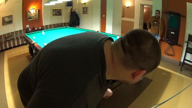 Виртуозное использование тещи при ударе свояка в партии по омке в русском бильярде смотреть онлайн