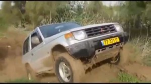 Мицубиси Паджеро на бездорожье