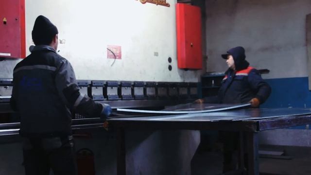 Производственный цех/Наши сотрудники/Завод MECAltd смотреть онлайн