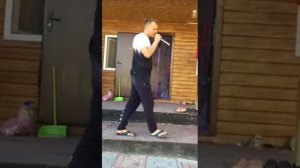 Авраам Руссо Знаю караоке исполнитель парень! Антоха