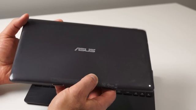ASUS Transformer Book T100 Windows 8.1, Intel Bay Trail Tablet Review смотреть онлайн