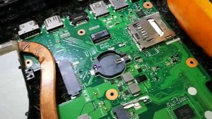 3 - Asus X552LC не включается не заряжается