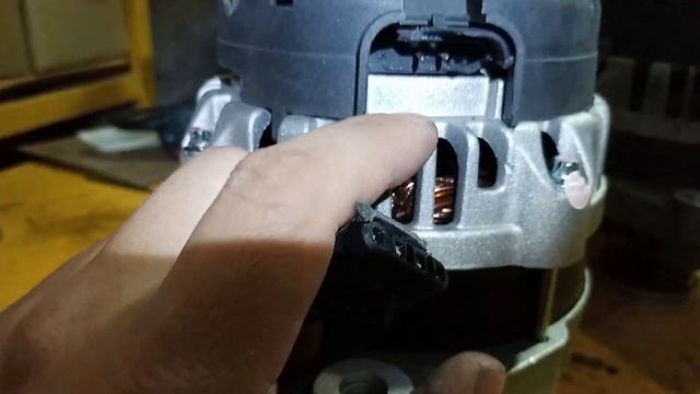 Генератор на Chevrolet Captiva, Daewoo Winstorm Taeil 96866018 смотреть онлайн