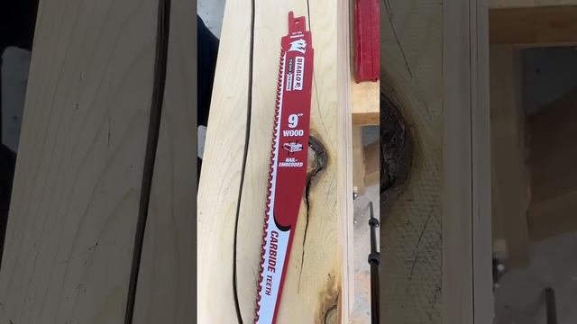 Trying out the Diablo blade for cutting nail embedded wood #disblotoolsambassador #woodwork #tools смотреть онлайн