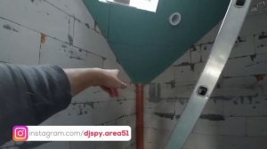 Перегородка санузла из газобетона и потолок из гипсокартона почти готовы